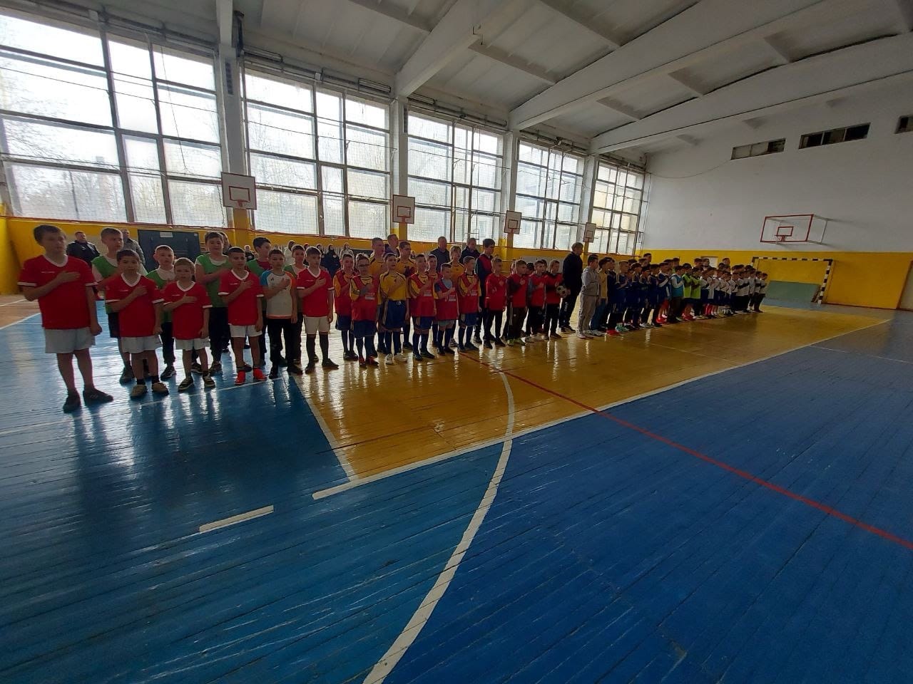 Пліч-о-пліч всеукраїнські шкільні ліги