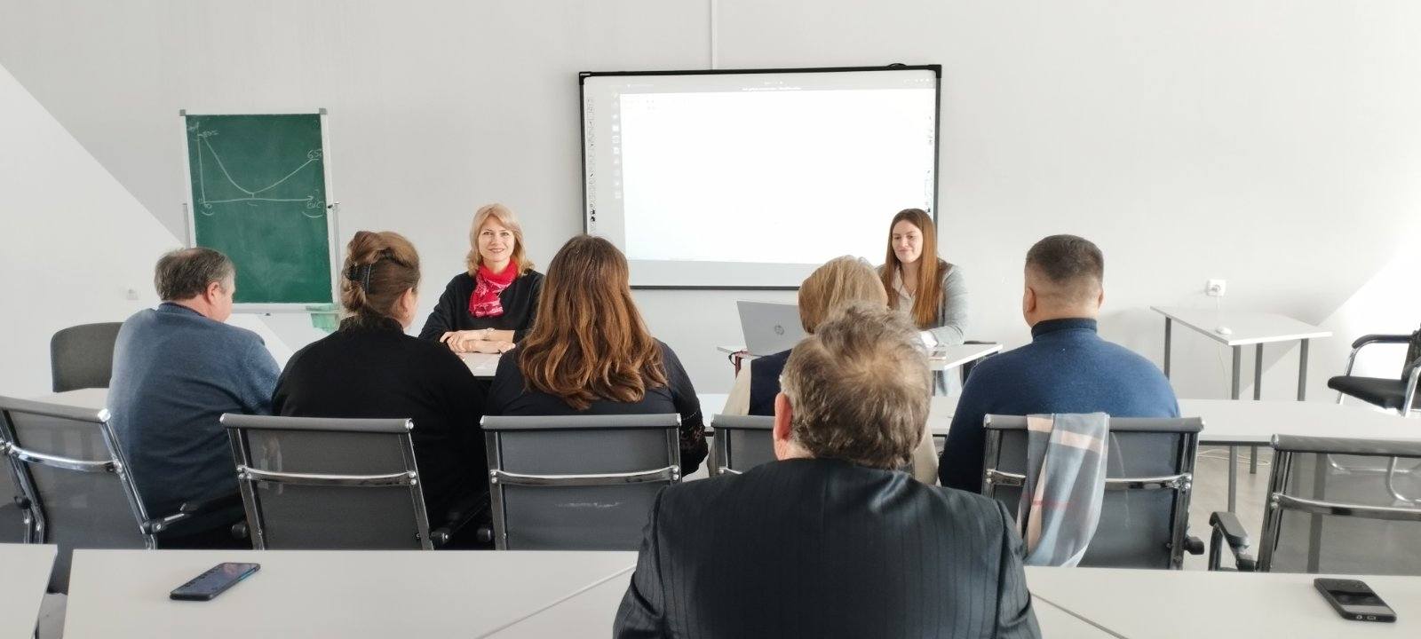 Нарада щодо особливостей організації підвезення учасників освітнього процесу до закладів освіти