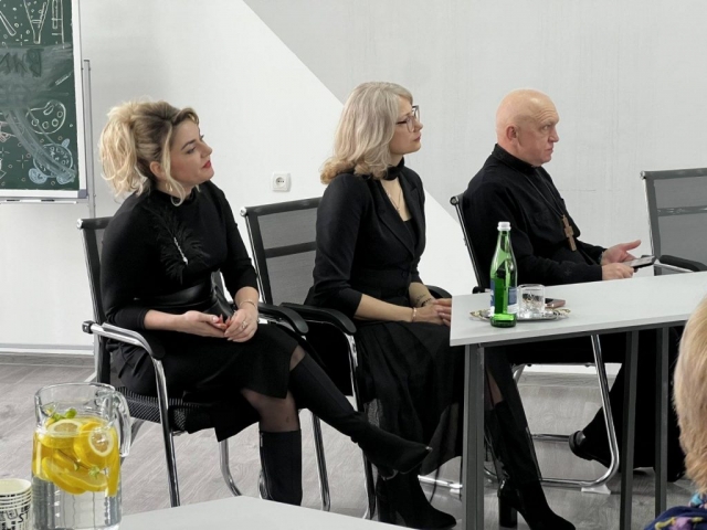 640055768_1318278336994807_2442006488970606627_n